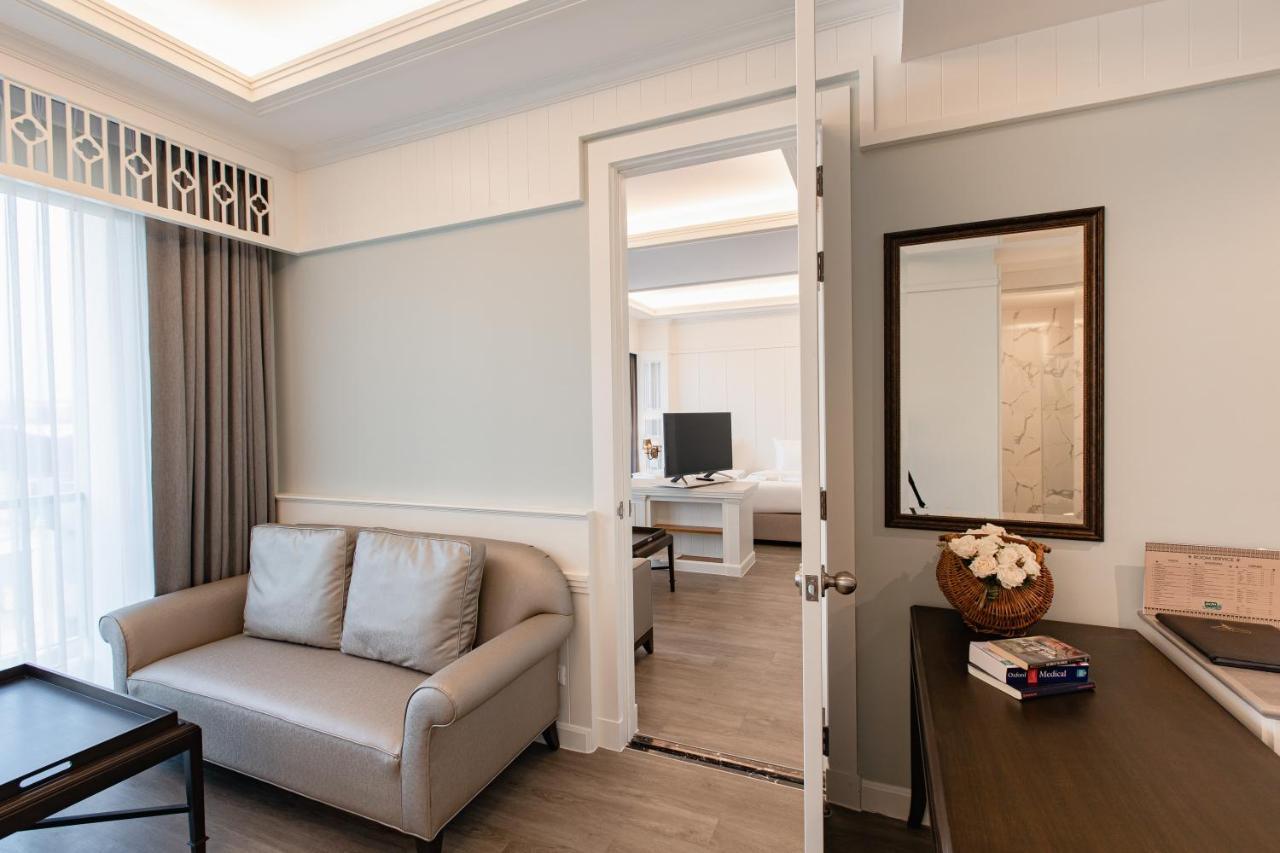 Siam Tharadol Hotel Bangkok Luaran gambar